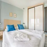 Staywin Aura I Apartment
