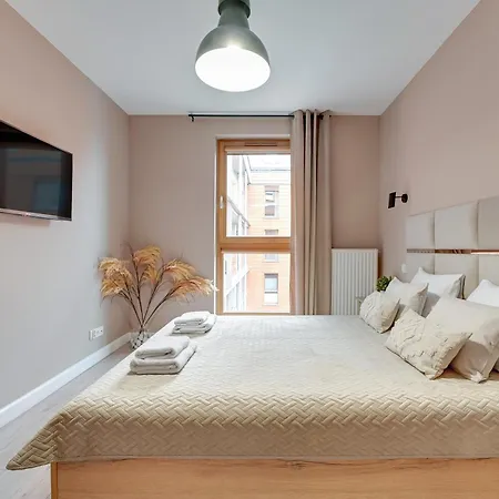 Staywin Aura I * Gdaňsk