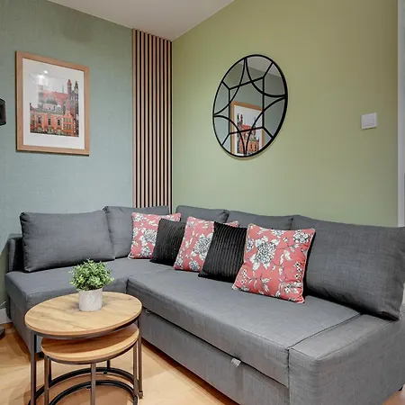 Staywin Aura I Apartment