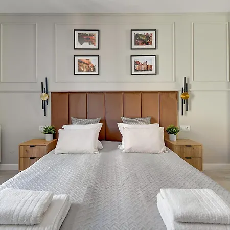 Staywin Aura I Apartment